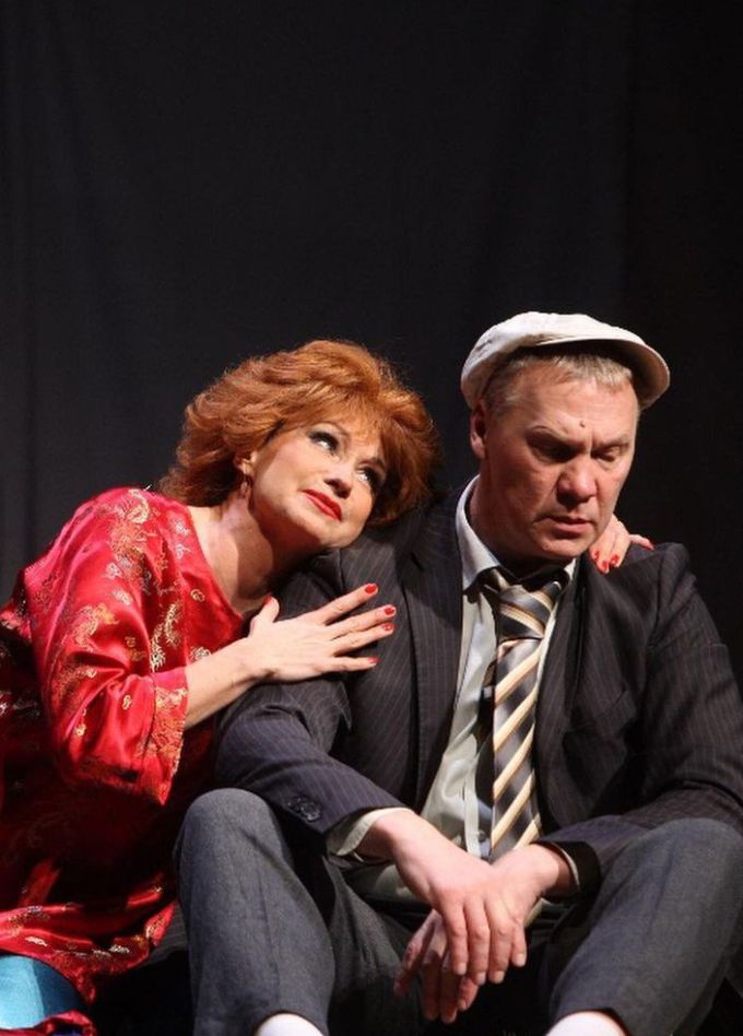 Спектакль «Любовь и голуби»