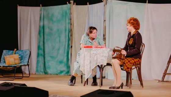 Спектакль «Любовь и голуби»