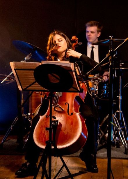 Magic Cellos Band. Легендарные хиты русского рока на виолончелях