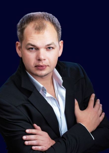 Алексей Брянцев
